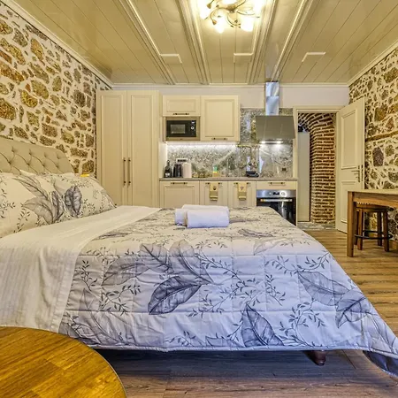 Pietra Grand Апартаменты *